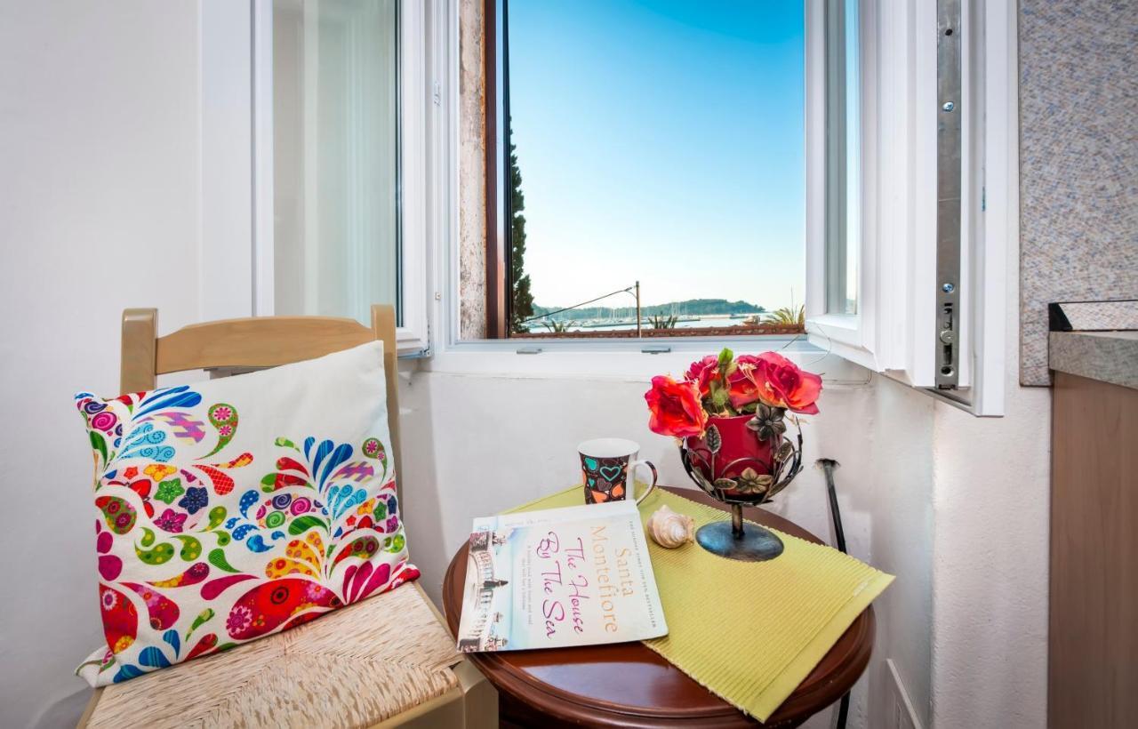 Havana - Apartment With Sea View Rovinj Kültér fotó
